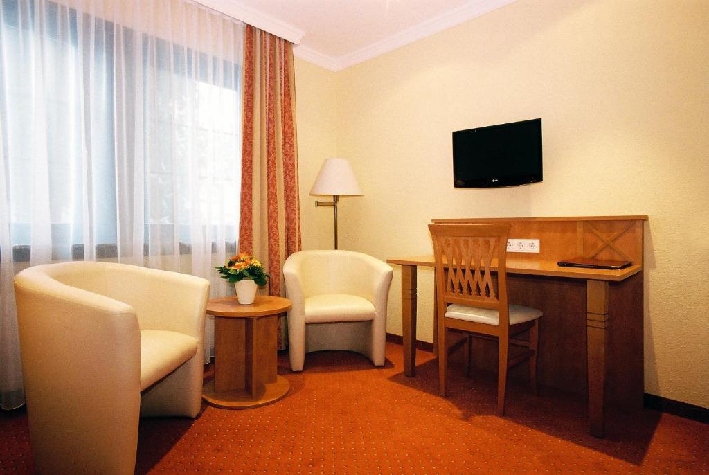 Garni Schick Hotell Bad Homburg vor der Höhe Rum bild